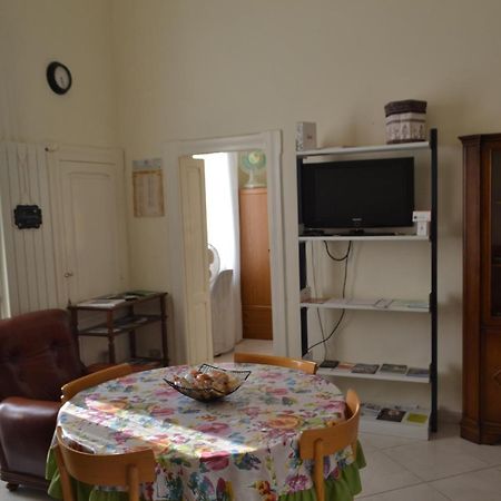Angiulli 50 Apartment Bari Exterior photo